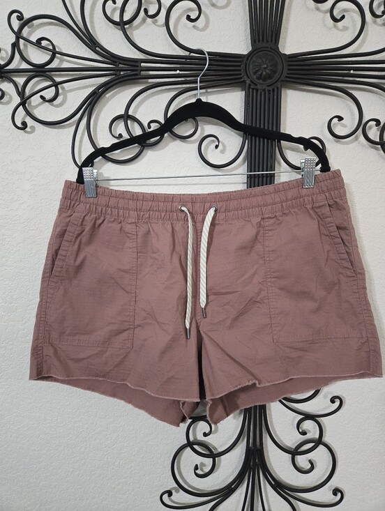 Vuori Pants - VUORI Vintage Ripstop Shorts | XL